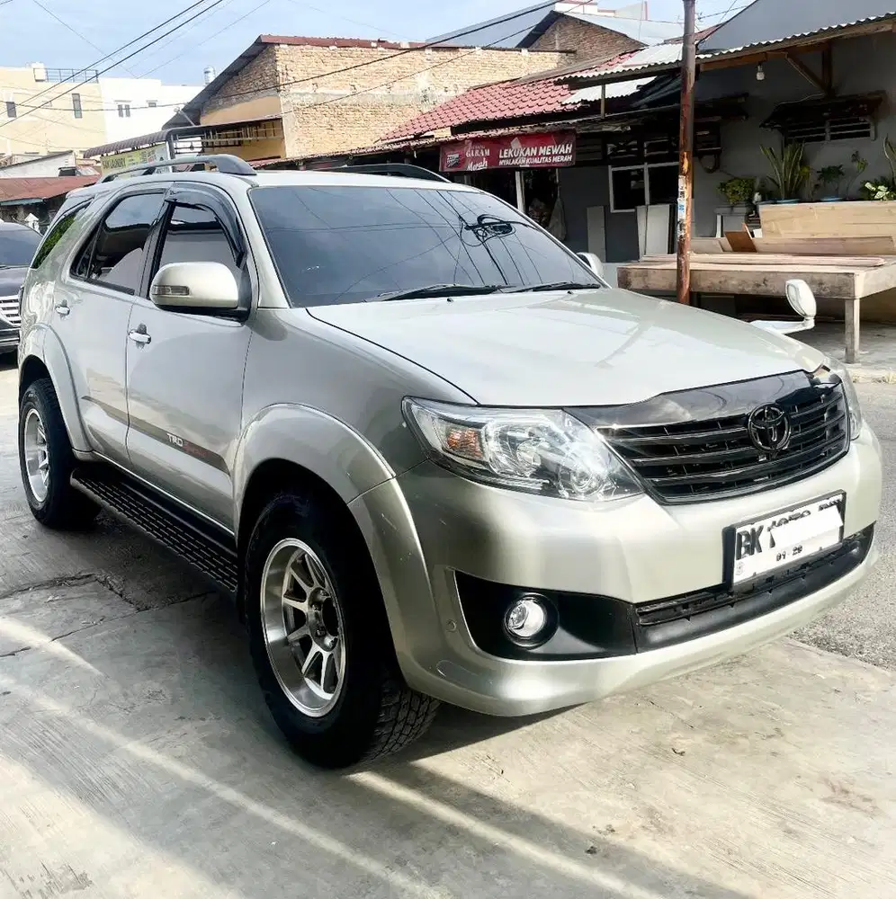 Cumi Darat! Toyota Grand Fortuner 2.5 Diesel Automatic 2012
