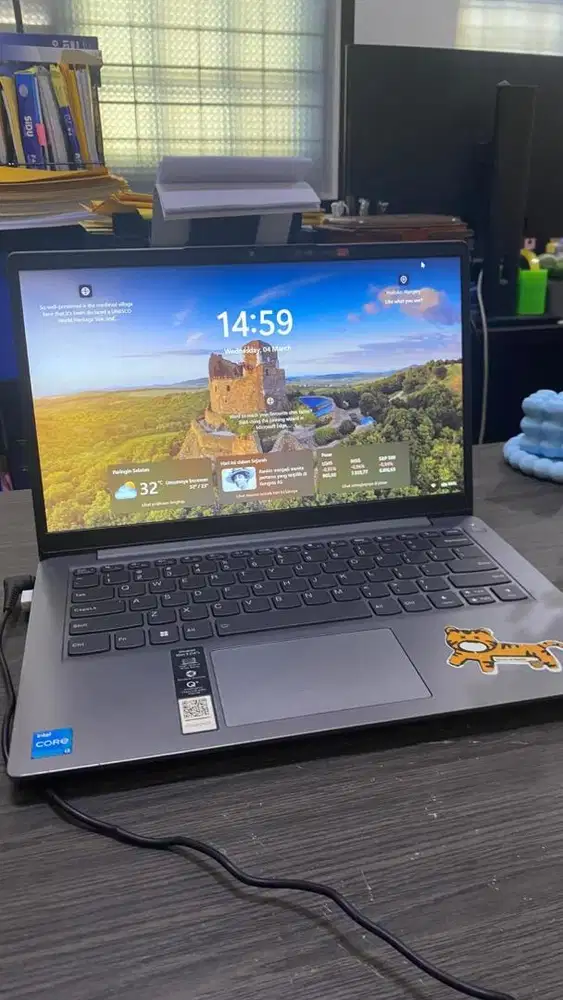 Dijual Laptop Lenovo Ideapad Slim 3 (14) Harga Nego