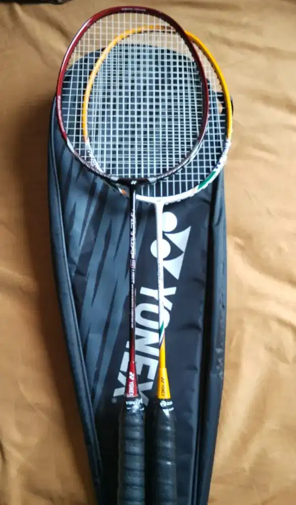 Raket badminton Yonex original