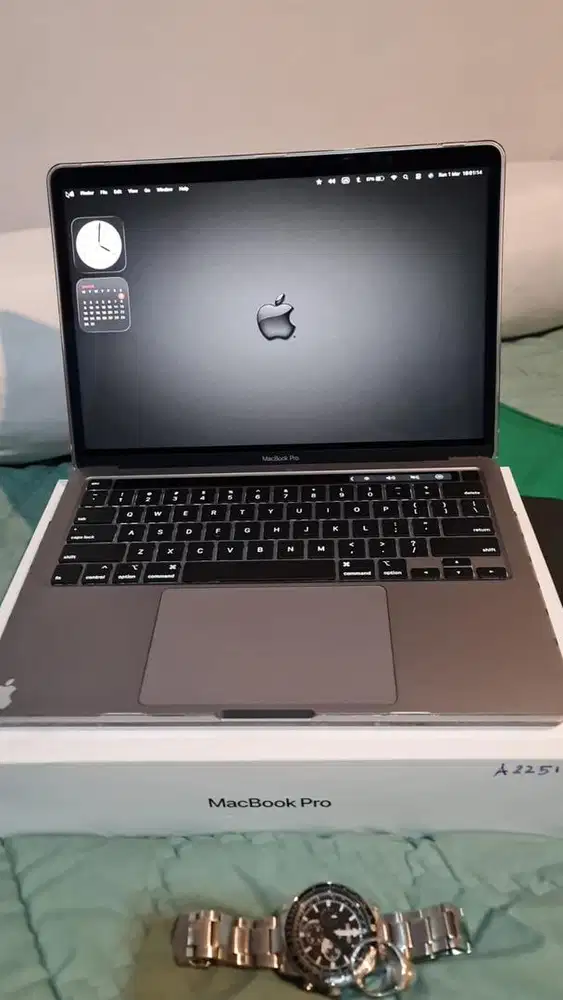MacBook Pro 13 HD 512GB/16GB RAM MODEL A2251