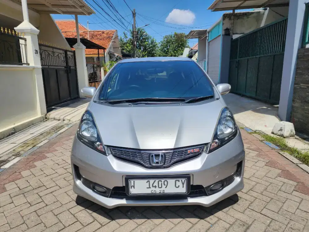 Honda Jazz RS 2013 Matic Silver