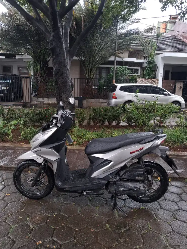Honda Beat Deluxe CBS ISS 2022