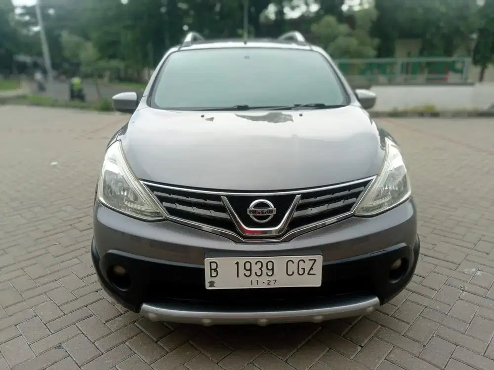 Nissan Grand Livina X-gear 2014 Autilomatic 3 row