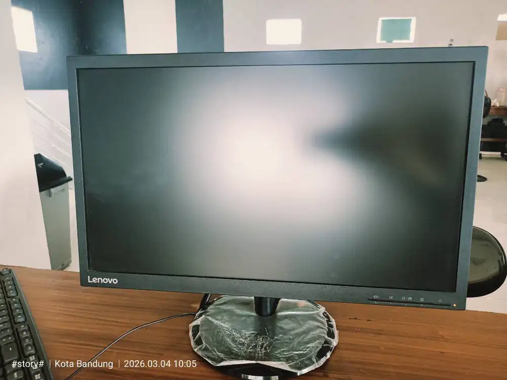 Monitor lenovo d22-20 . 22inc