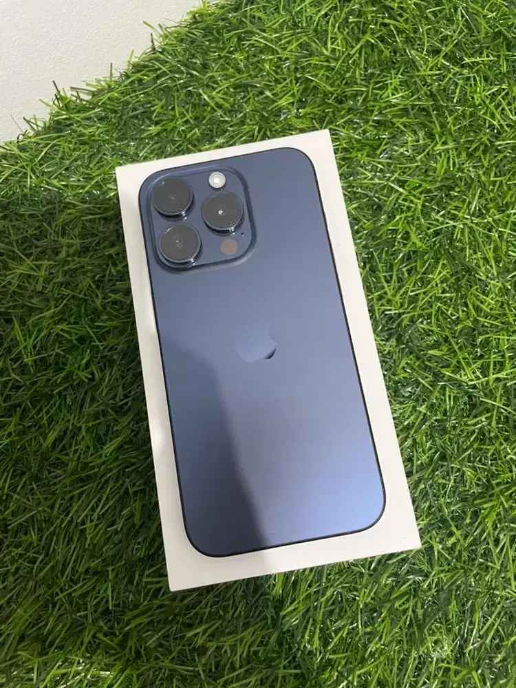 Iphone 15 pro 256GB fullset mulus