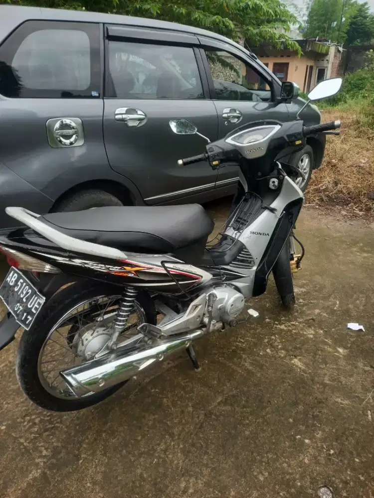 supra X 125cc tahun 2007