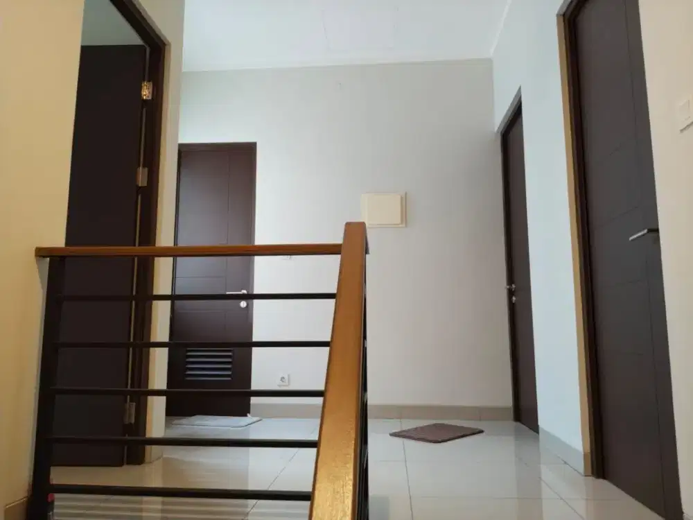 DIJUAL RUMAH PREMIUM DI CLUSTER BURGUNDY – SUMMARECON BEKASI