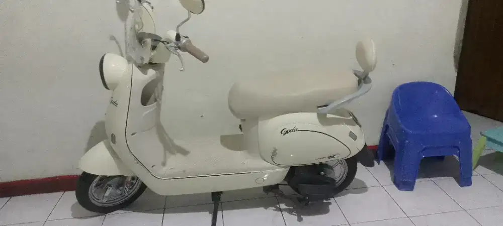 Sepeda listrik merek goda