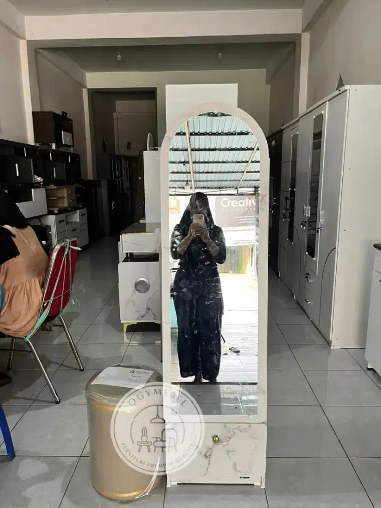 READY MEJA RIAS MIROR TERMURAH