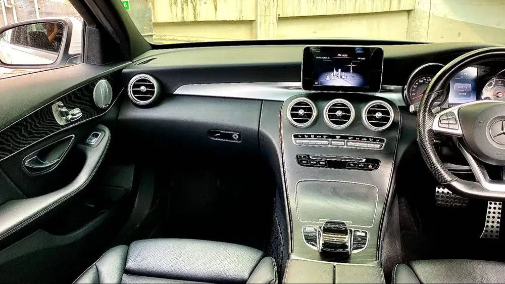 Mercedes Benz C250 AMG 2016 White On Black Panoramic Sunroof