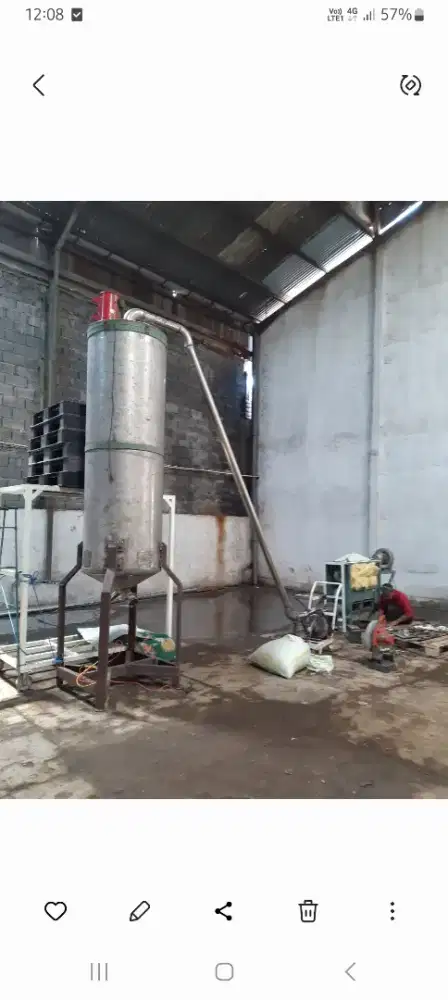 Mesin sentri pengering plastik