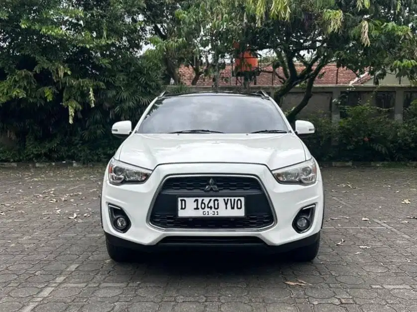 {TDP 35 JT} Mitsubishi Outlander PX AT 2015 putih mulus bagus matic