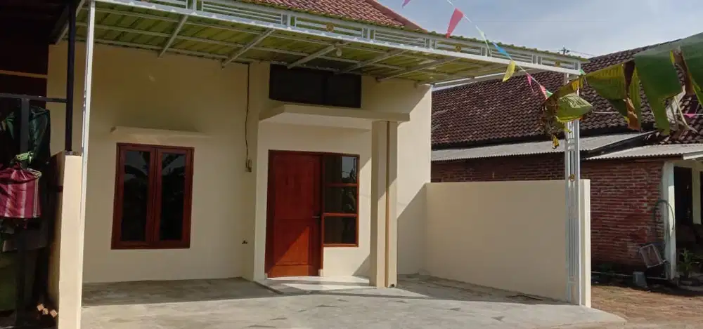Rumah bangunan baru dekat RSU Dika Husada