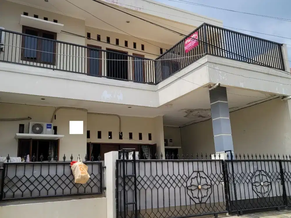 Dijual Rumah 2 Lantai Di Harapan Indah Bekasi