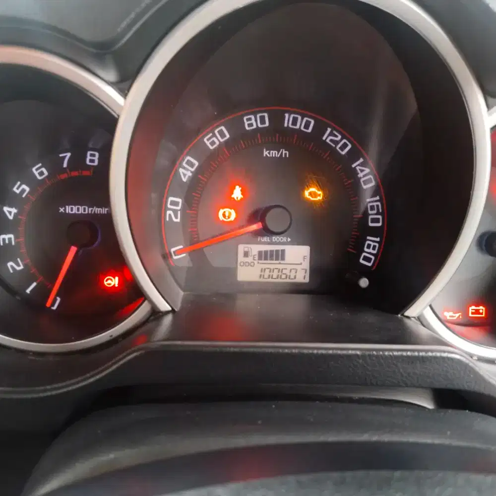 Dijual toyota rush ultimo tinggal gass