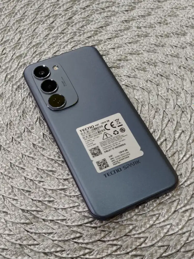 Tecno spark 40 pro plus 8/128 gb