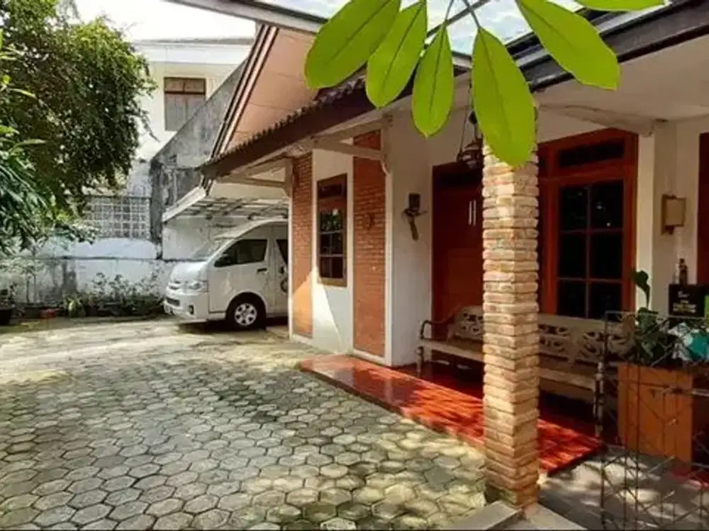 Rumah Sewalandak Dekat Mayapada Hospital Jakarta Selatan