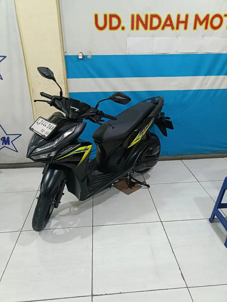 Cc125 Honda VARIO ESP CBS SPORTY FI ECO 2025 KM LOW BISA KREDIT