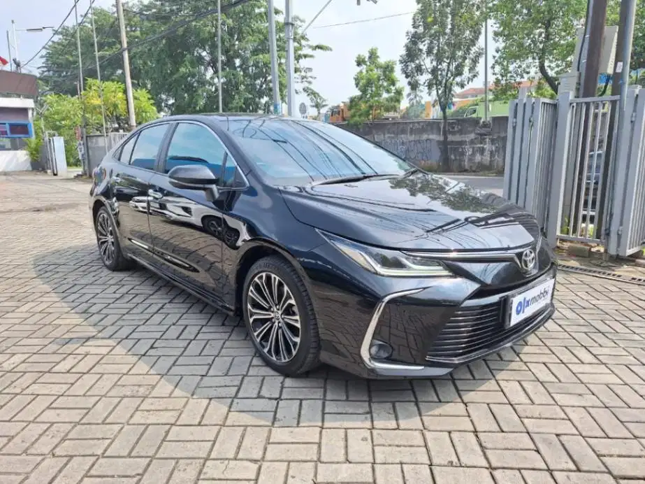 DP MURAH Toyota Corolla Altis 1.8 V Bensin-AT 2022  CBAJB