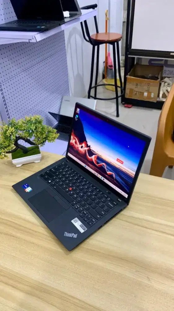 LENOVO THINKPAD X13