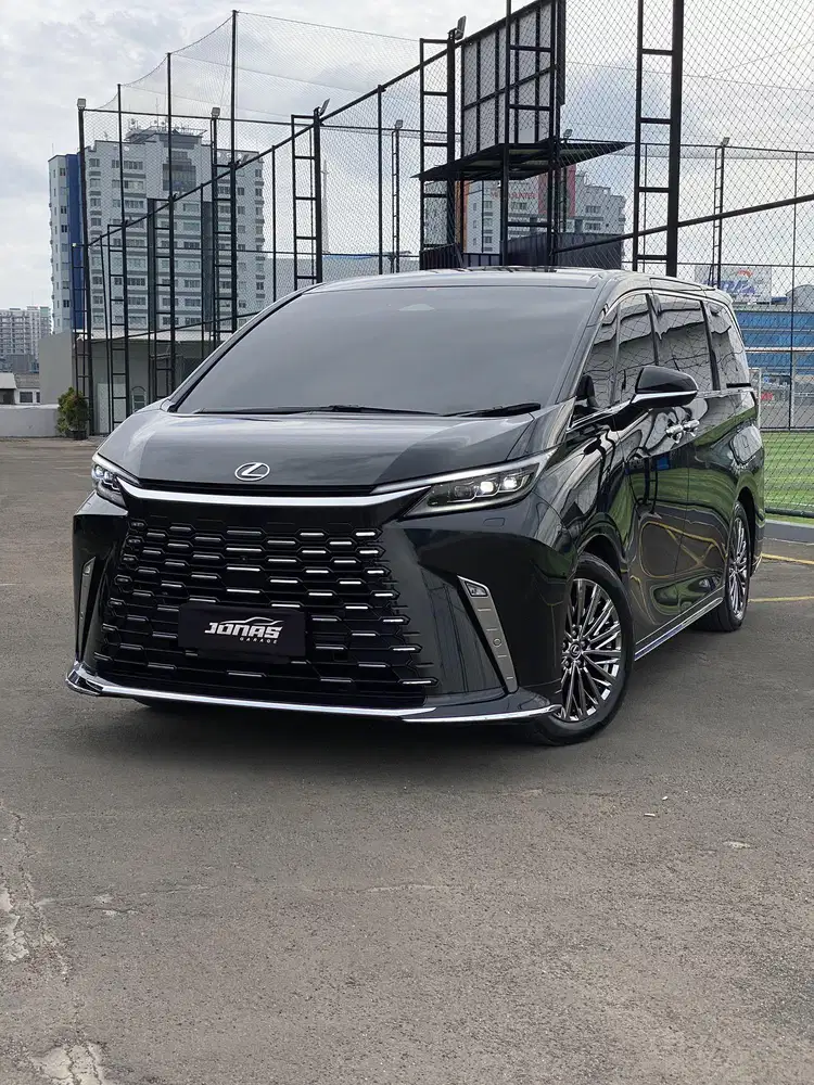 LEXUS LM350H 2024 HITAM