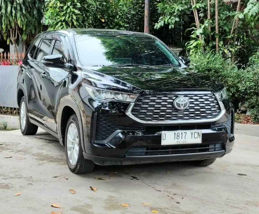 ZENIX V 2.0 AT 2022/2023 Bensin LowKM 35rb RECORD TOYOTA BANDUNG