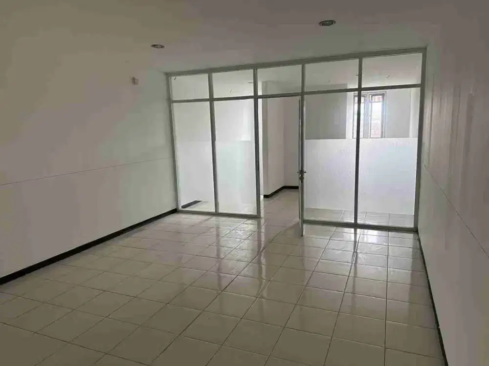 Disewakan Ruko Tempat Usaha, Kantor di Karapitan Bandung Kota