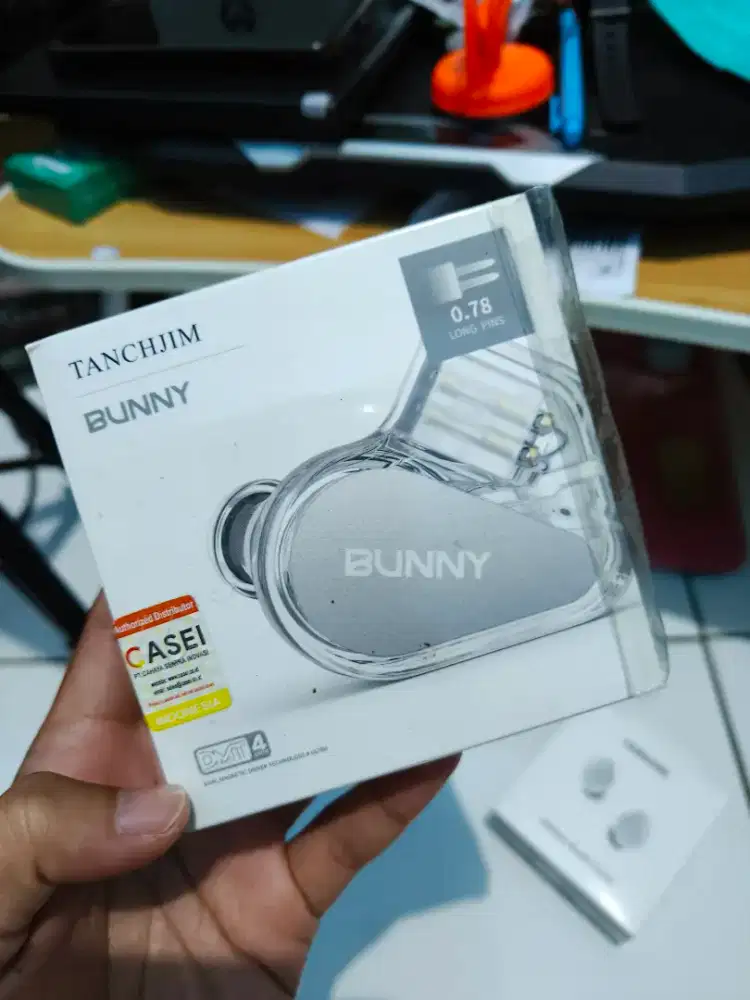 Tancjhim Bunny Like New