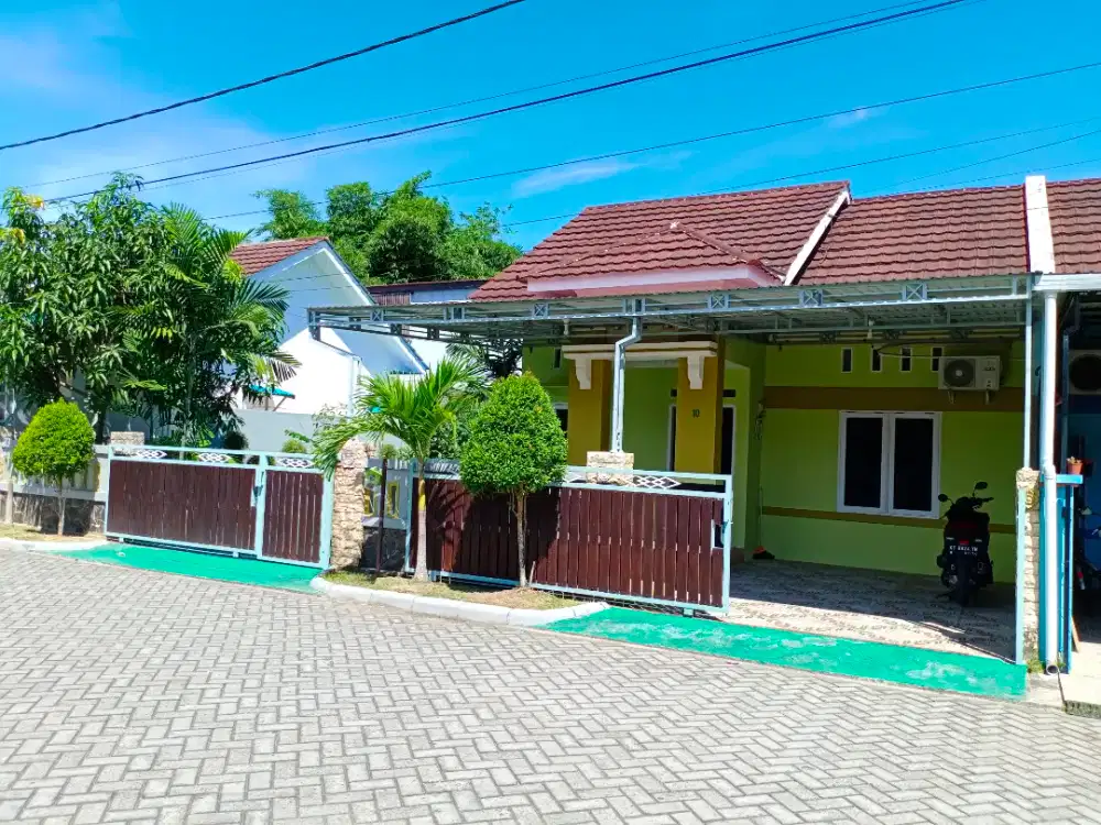DISEWAKAN RUMAH UNTUK KELUARGA HARGA NEGO.