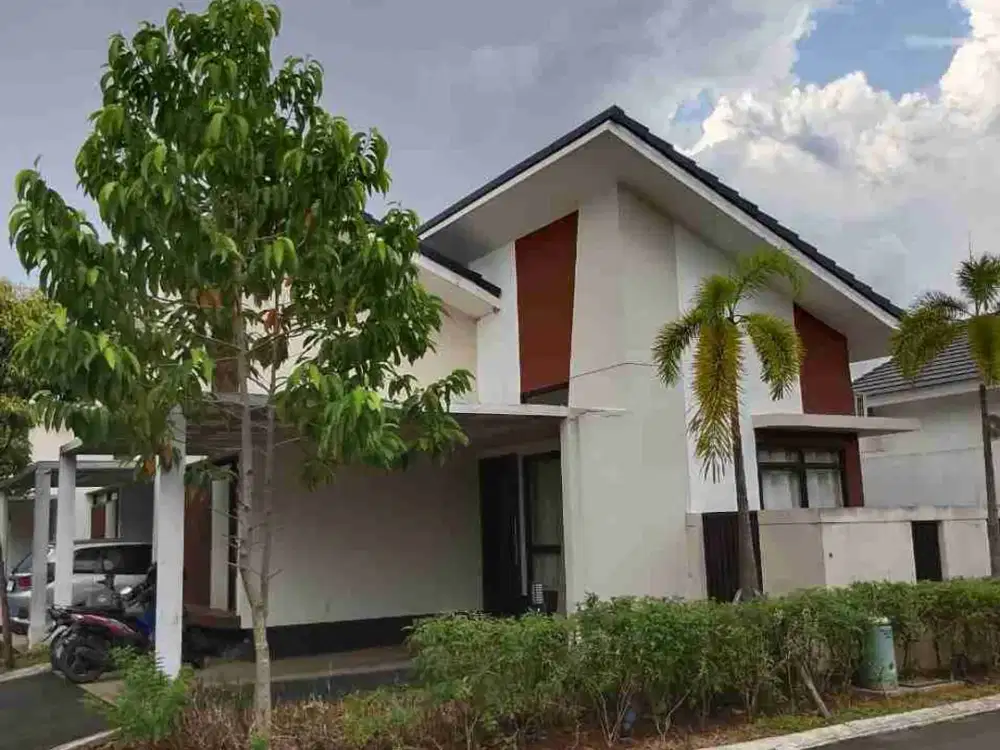 Rumah siap huni di kawasan elite Podomoro Buah batu