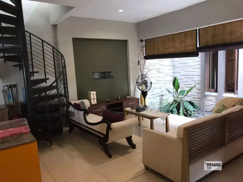 Comfortable 4 Bedroom House For Yearly Rent In Kerobokan