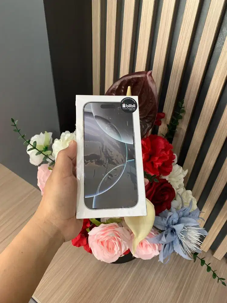 iphone 16pro garansi 1 tahun
