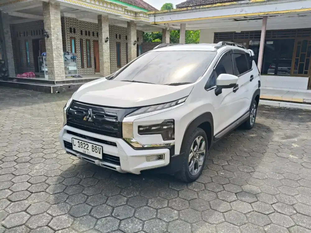 Xpander cross 2022 AT Km 22rb