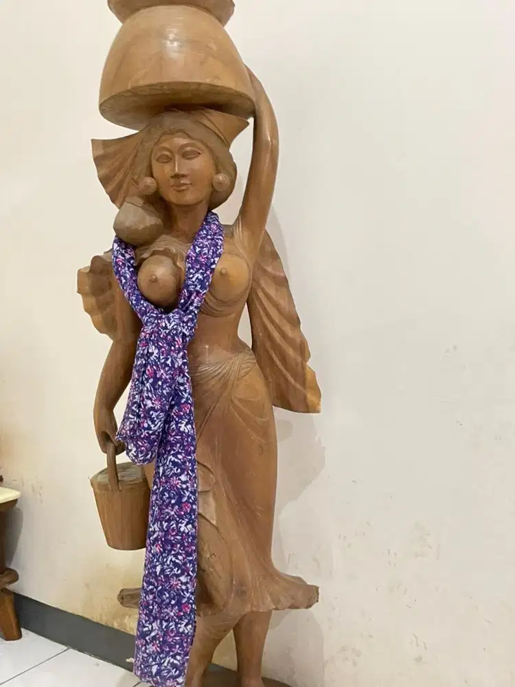 patung kayu bali