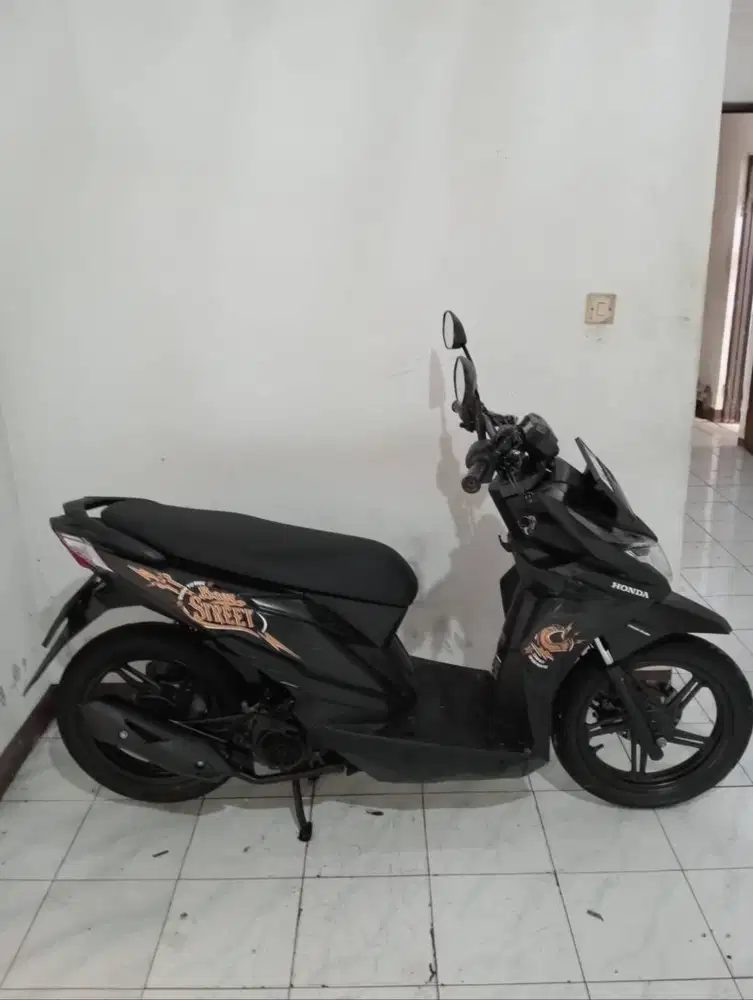 JUAL CEPAT HONDA BEAT street TAHUN 2012, SUPER MULUSSS FULL ORI...