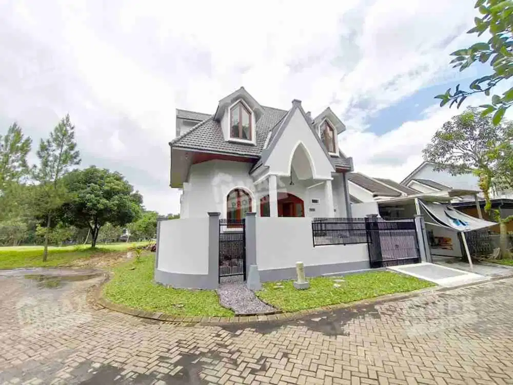 Rumah 2 lantai Greenwood Golf Araya Full Renovasi Seperti baru Dekat  Djati Lounge dan BINUS