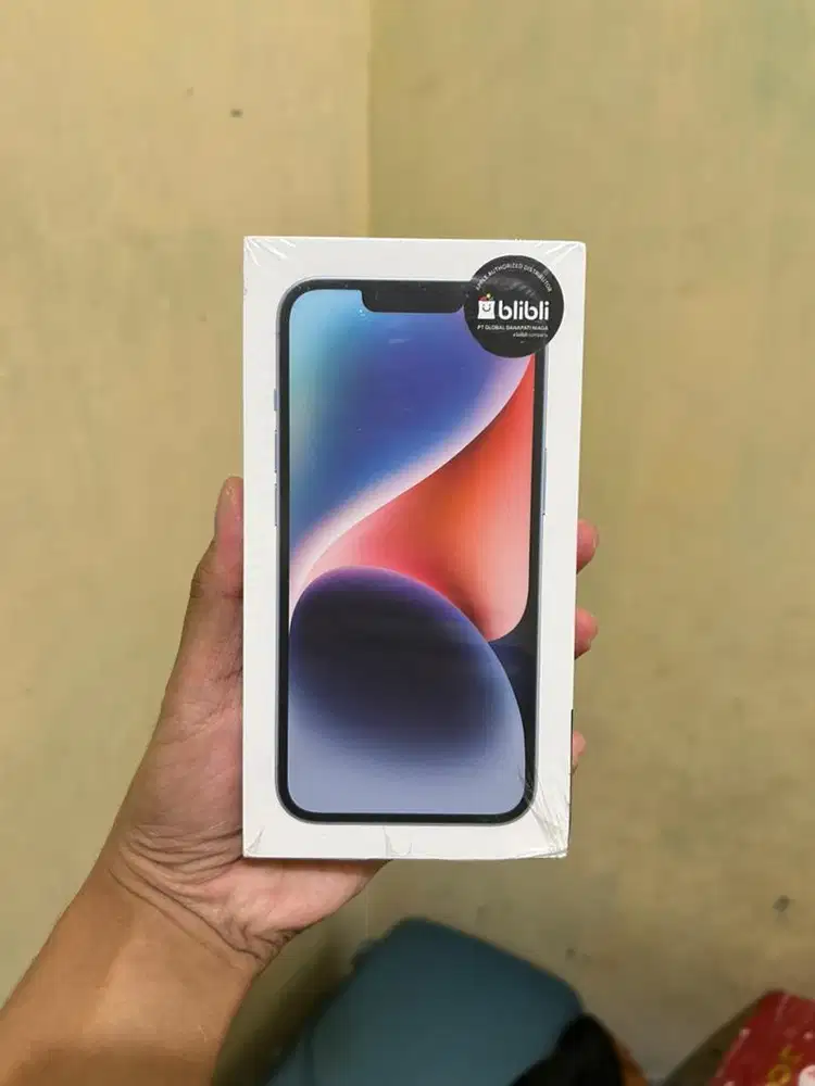 iPhone 14 biru new segel garansi Tam dan Blibli