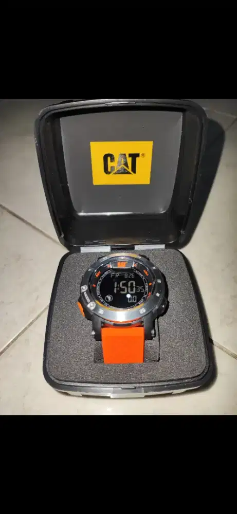 JAM TANGAN CATERPILAR
