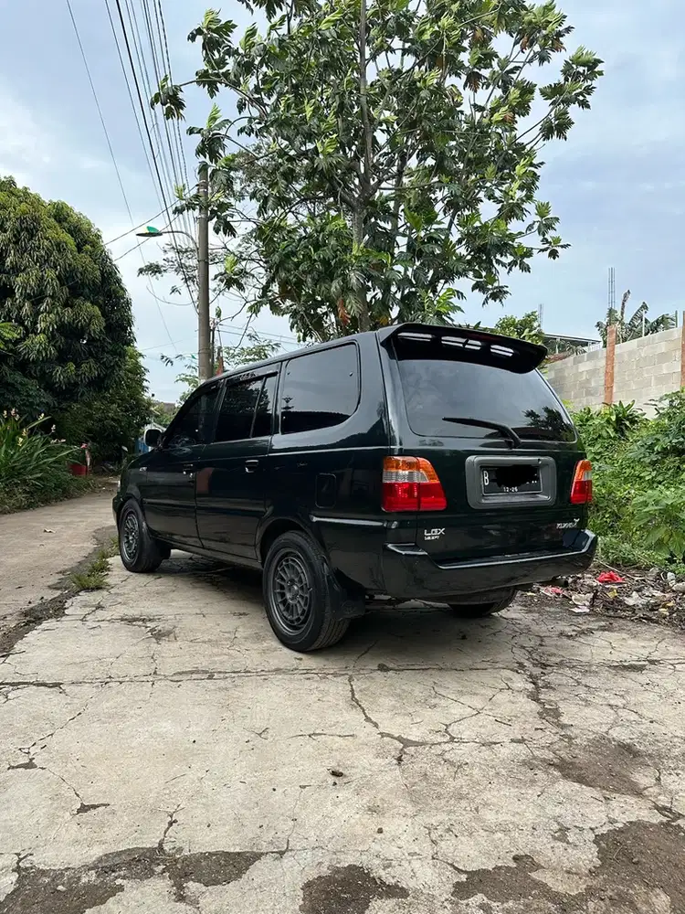 Toyota Kijang LGX Efi 2001 Bensin
