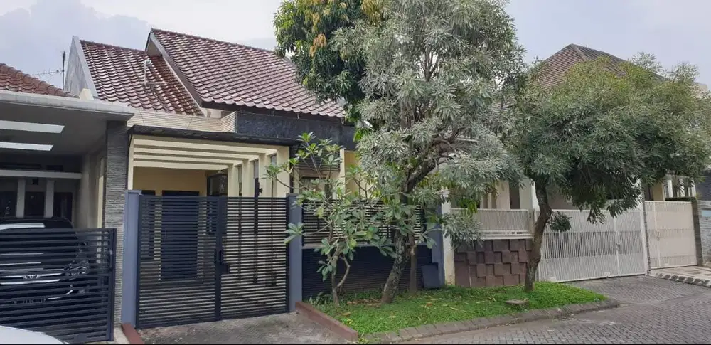 RUMAH DIJUAL PERUMAHAN ISTANA DIENG MALANG