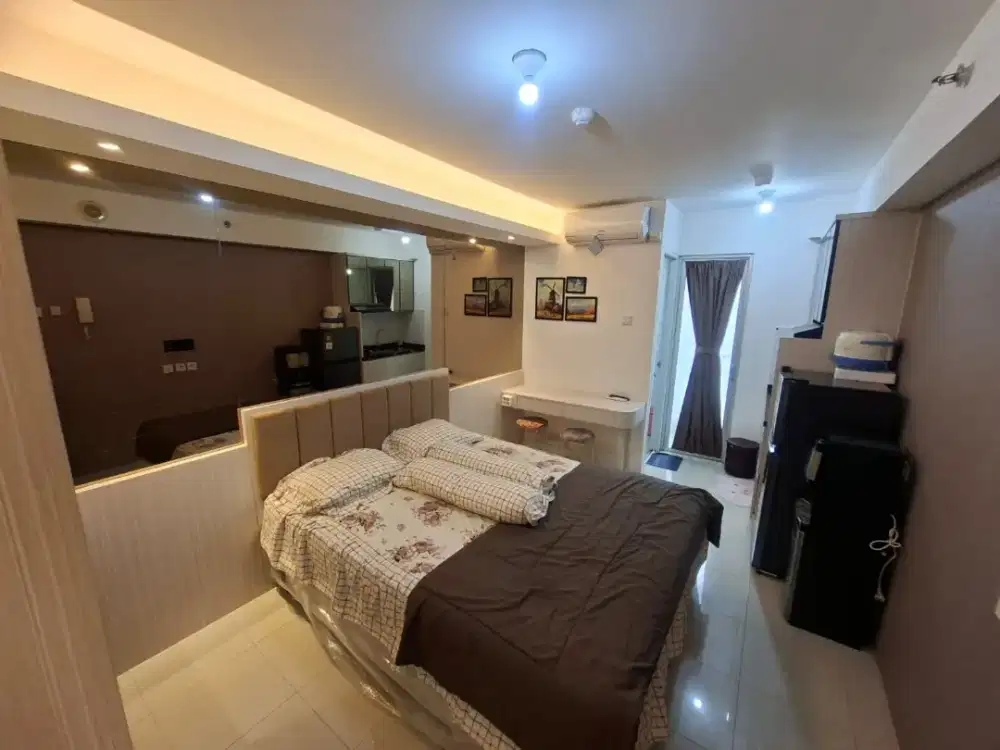 Unit sewa studio fullfutniss diatas mall bassura city