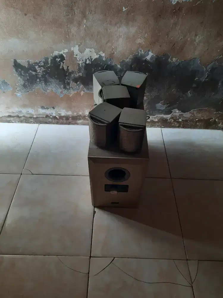 speaker subwoofer aktif