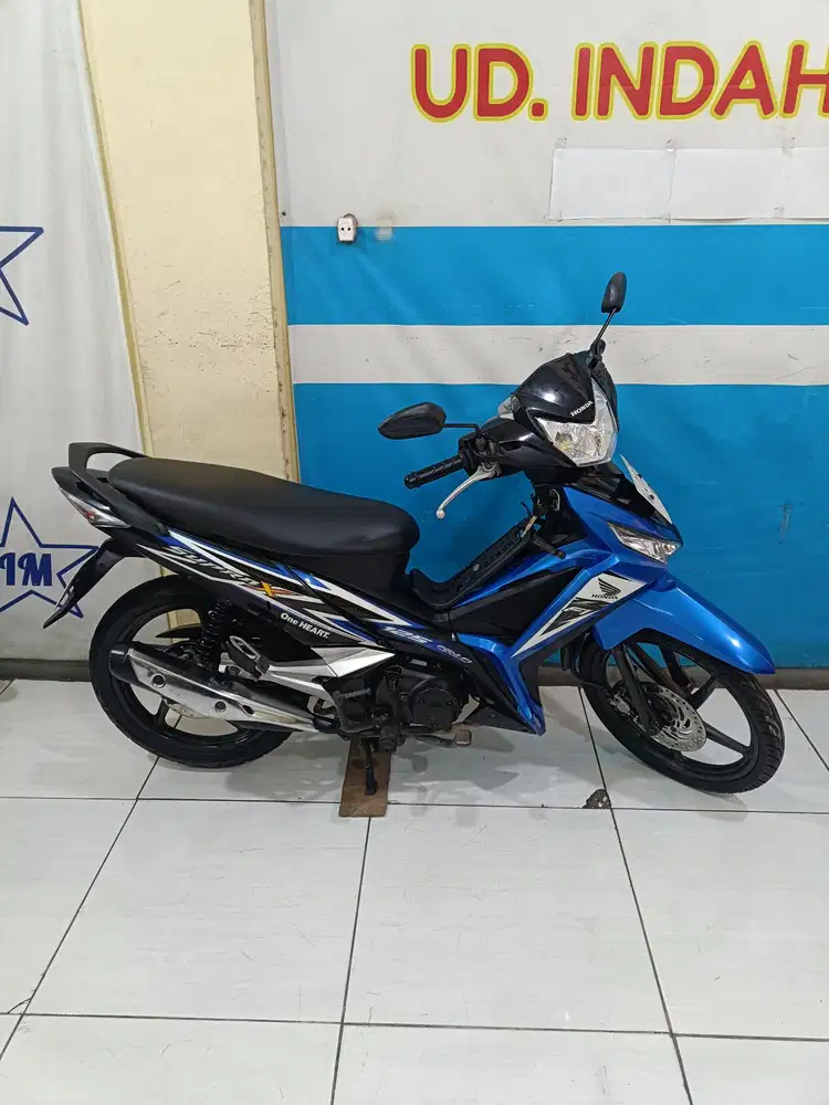 W Sidoarjo HONDA SUPRA X 125 2014 PGM FI CW TIDAK BISA KREDIT