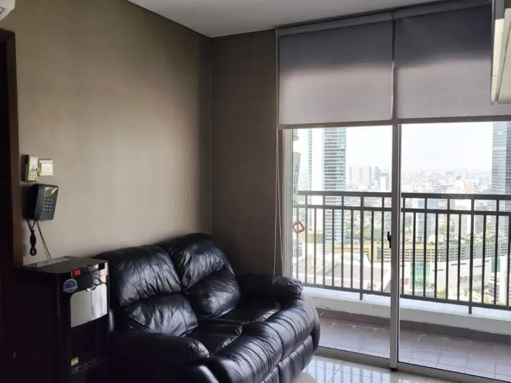 Dijual Apartement Thamrin Executive 1BR Full Furnished Lantai Tinggi