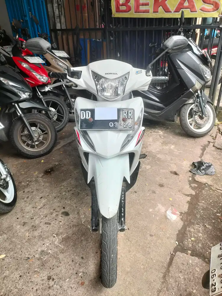 Honda Revo fit 2016 putih