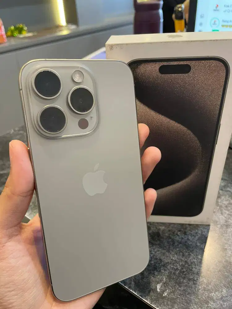 Iphone 15 Pro 256 GB ibox