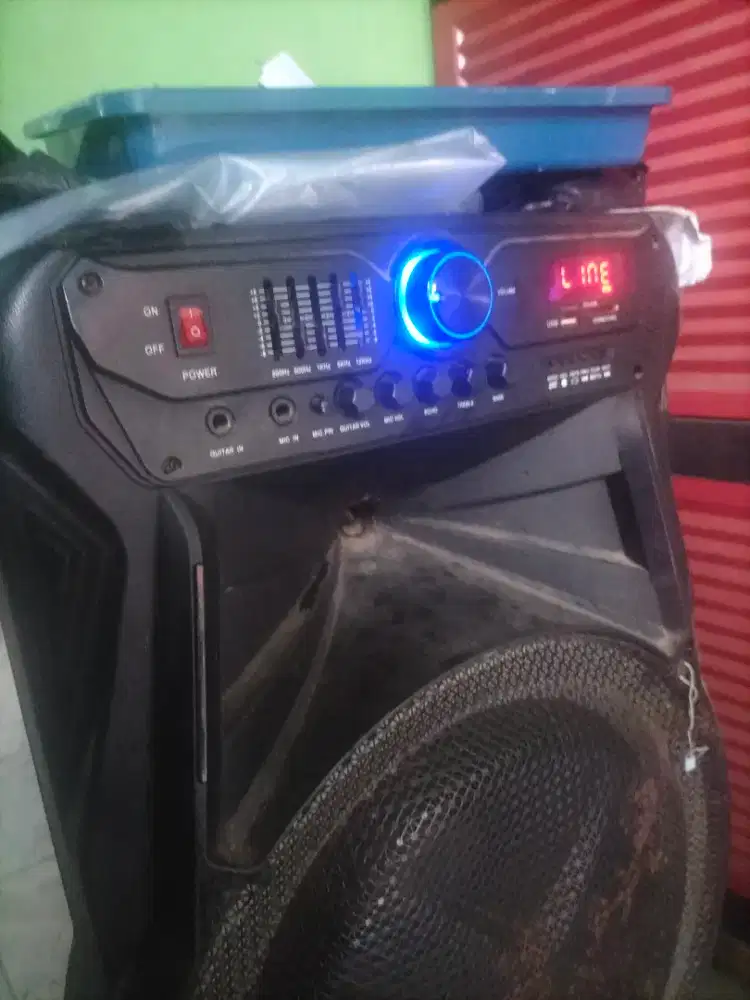 Dijual saron karaoke bluetooth asatron 15 inch, chelsea