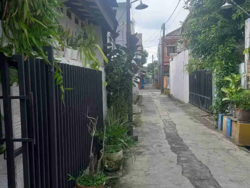 Rumah termurah dan siap huni di Masnaga, Galaxy, Bekasi Selatan.