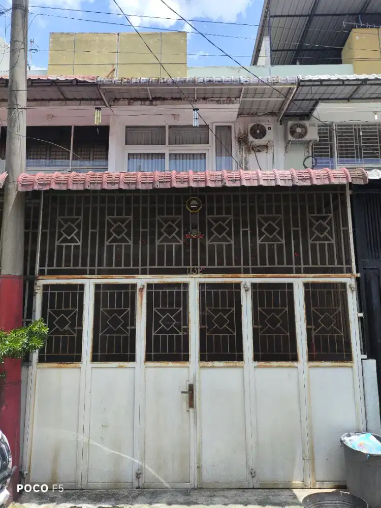Dijual Cepat Rumah 2,5 Tingkat Siap Huni Full Perabot