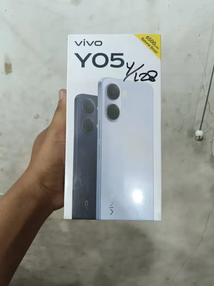 new vivo y05 4/128 garansi resmi 1thn